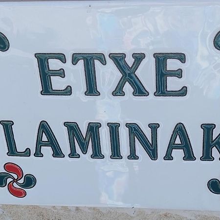 Etxe Laminak Bed & Breakfast Sisteron Exterior photo