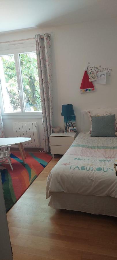Etxe Laminak Bed & Breakfast Sisteron Exterior photo